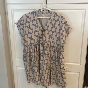 Free People oversized dress. Size medium but is very oversized.